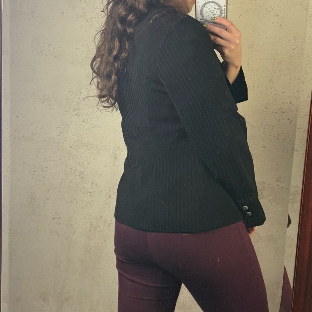 Vintage Tahari Black Double-Breasted Style Blazer Jacket in Black Size 12 Petite - Picture 5 of 10